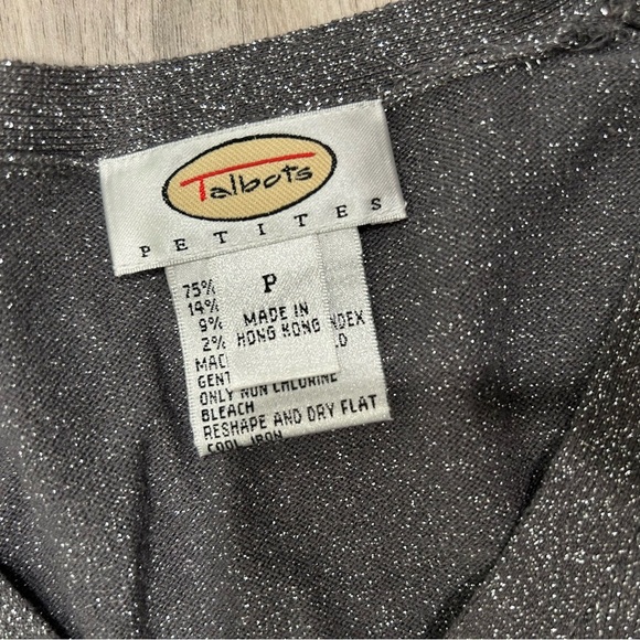 Talbots Metallic Silver Knit Stretch V-Neck Long Sleeve Sweater Size XS Petite - Picture 2 of 7